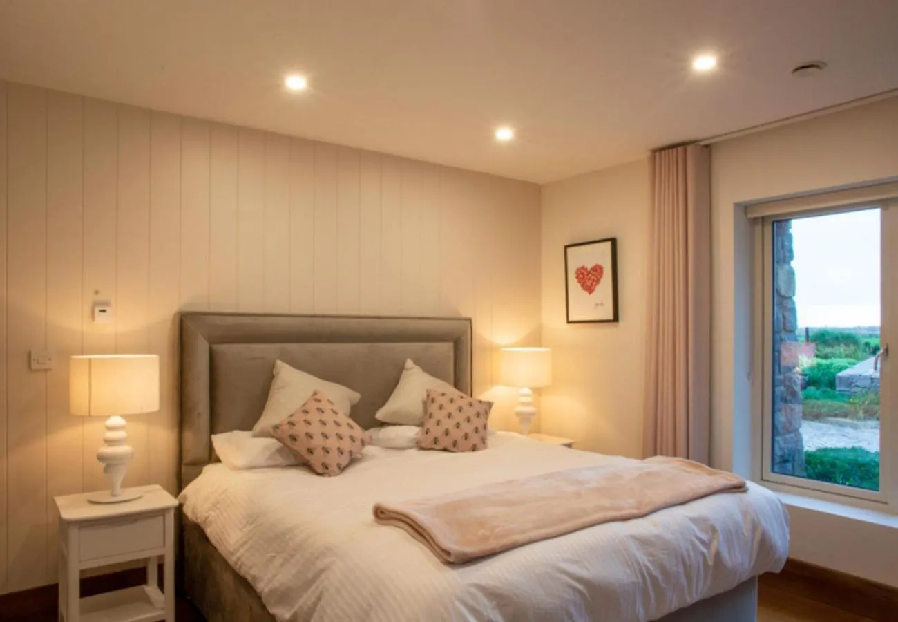 Sruthan Pier House Carraroe 0*,  Ireland