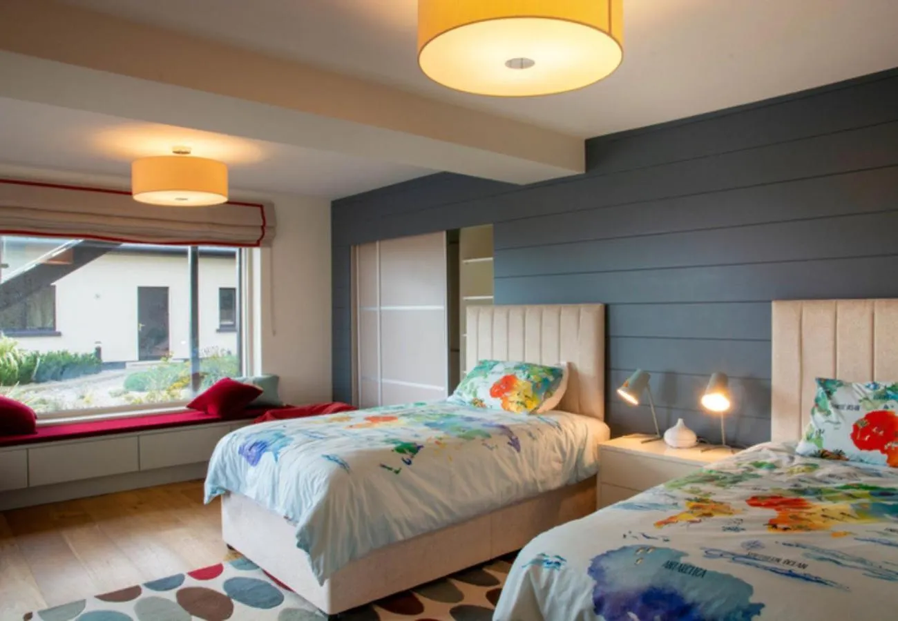 Sruthan Pier House Carraroe 0*,  Ireland