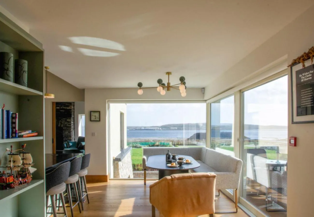 Sruthan Pier House Carraroe Holiday home